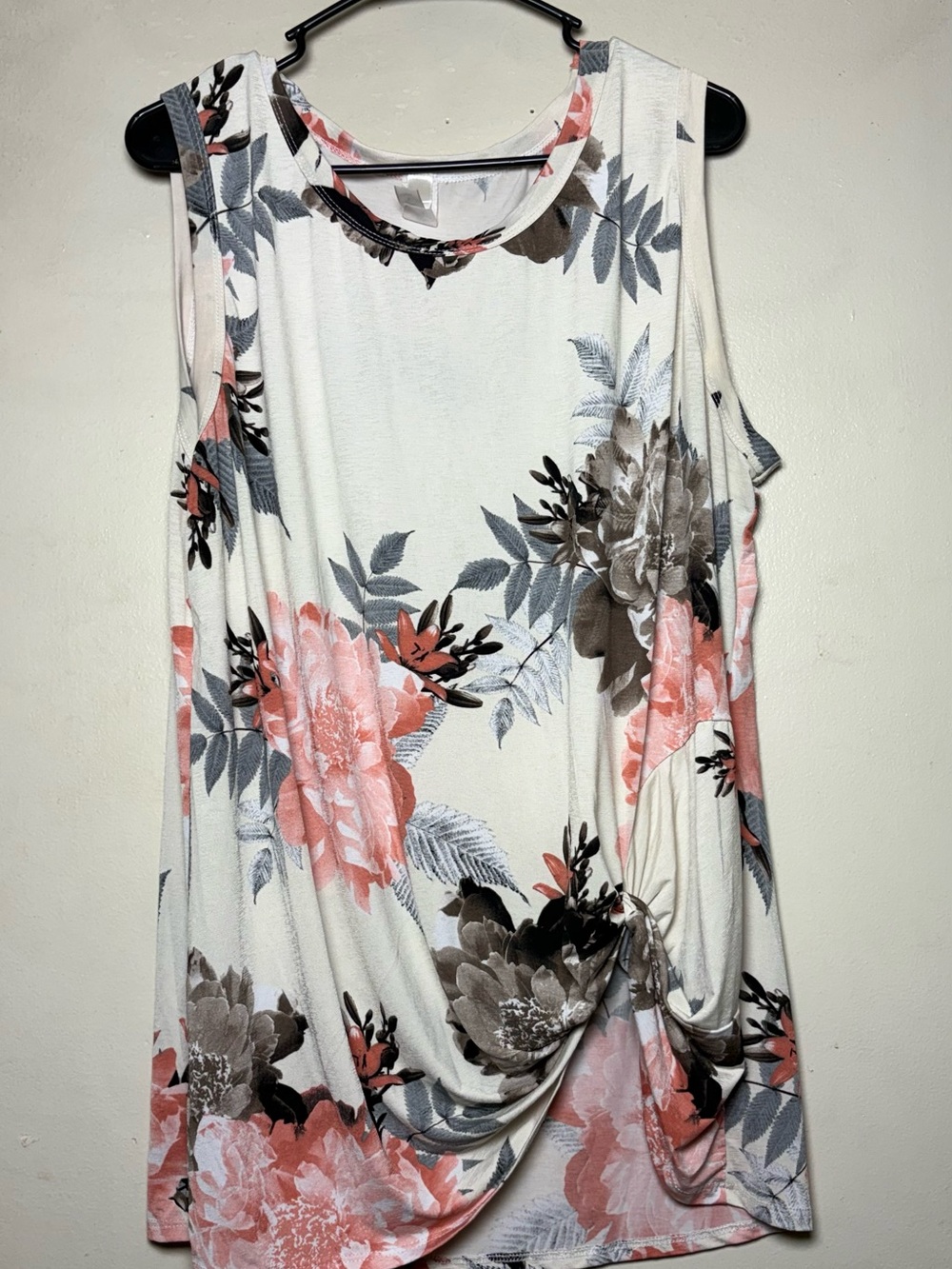 Floral Twist-Hem Tank Top - White with Coral & Gray